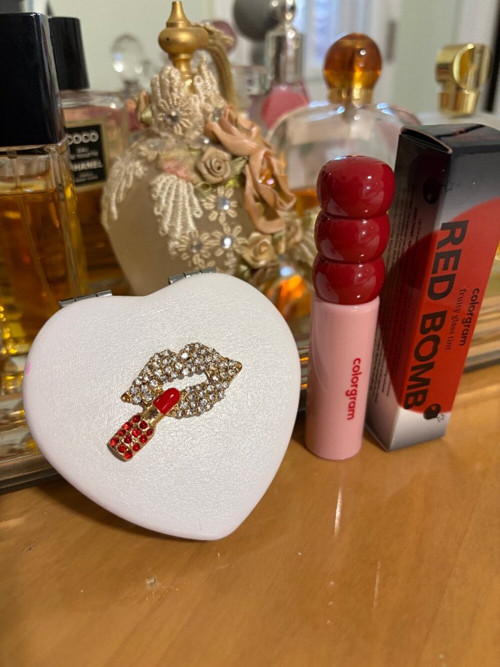 LIPPY & HEART MIRROR WITH LIPS